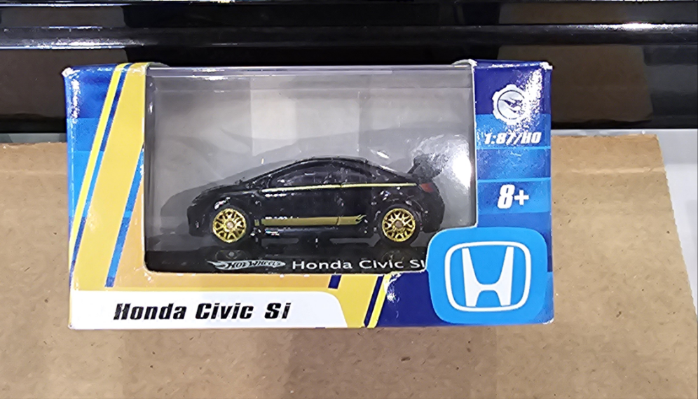 1:87 Honda Civic Si - Black and Gold