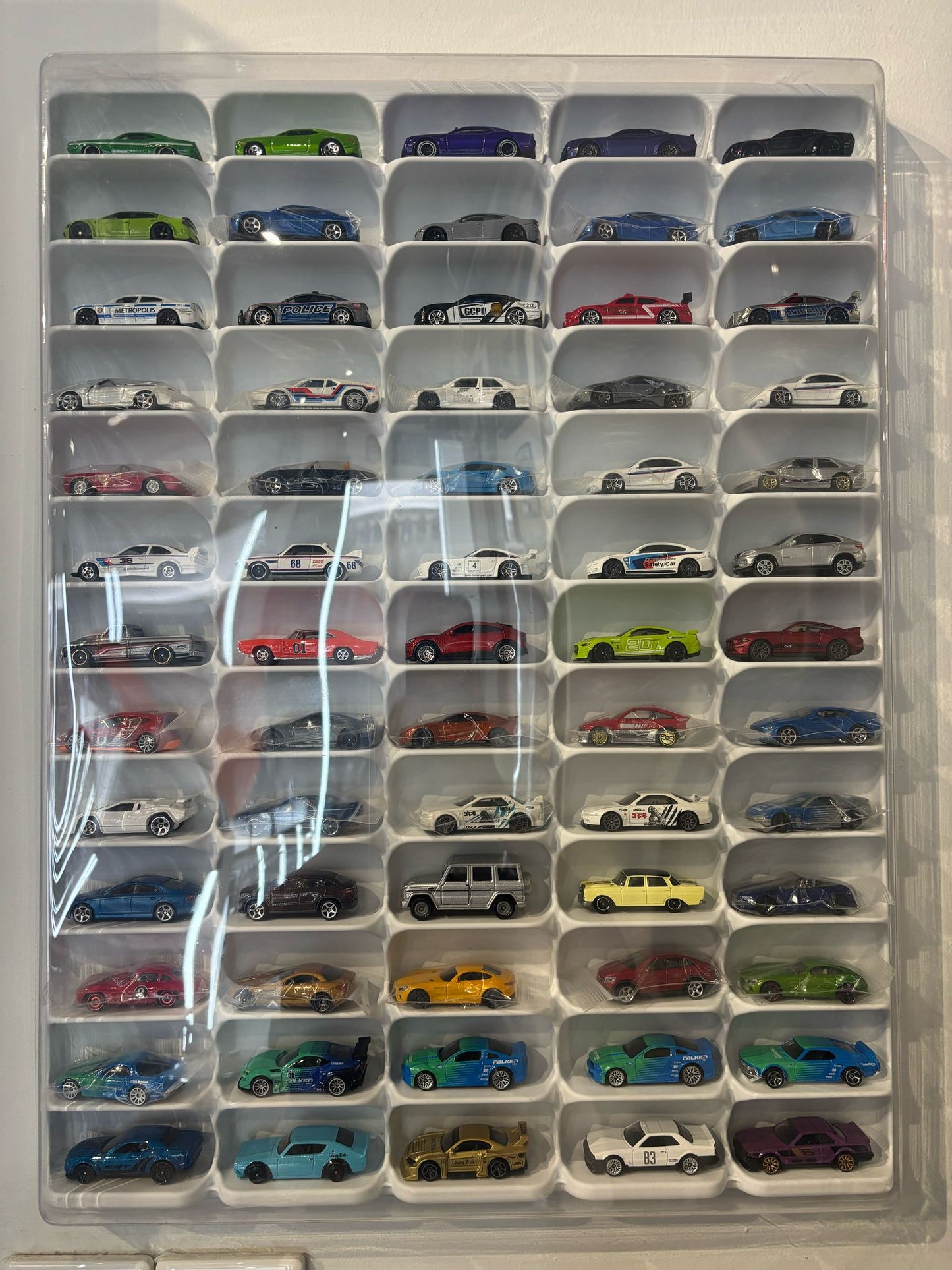 Mascar Ultima - Loose Car Display with Dust Cover