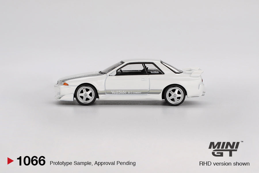 MGT01066 BX-R Nissan Skyline GT-R (R32) VeilSide Combat C-I White - MiniGT 1:64
