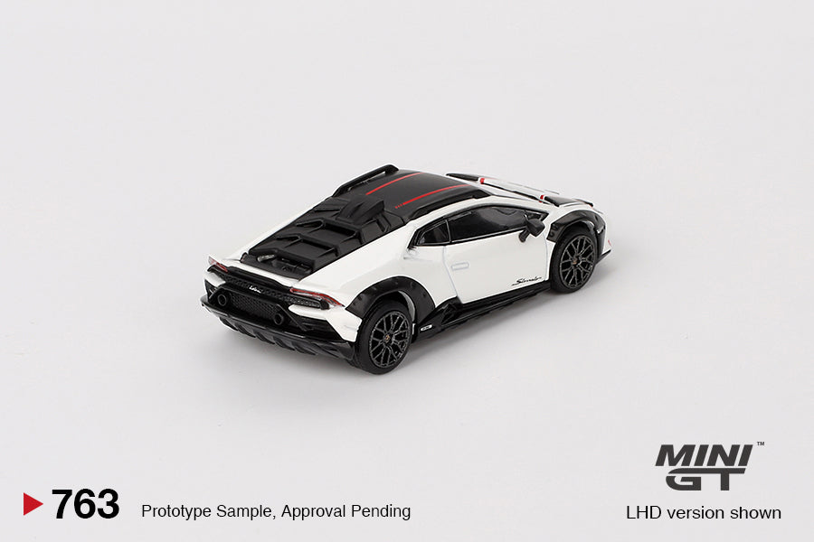 MGT00763 Lamborghini Huracán Sterrato - Bianco Asopo