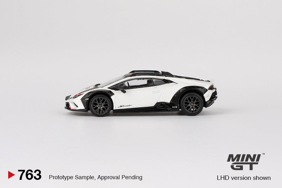 MGT00763 Lamborghini Huracán Sterrato - Bianco Asopo
