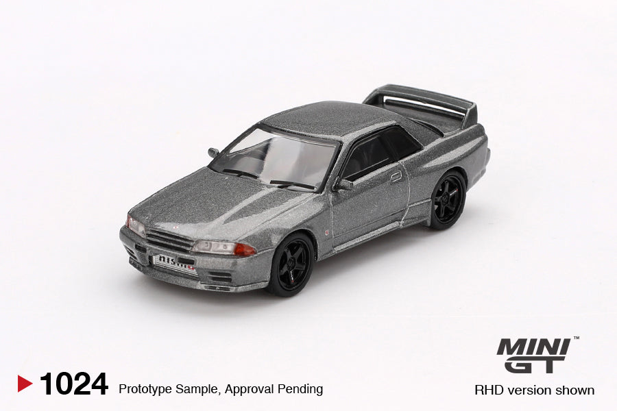MGT01024 BL Nissan Skyline GT-R (NISMO BNR32 CRS Version) Dark Metal Gray - MiniGT 1:64