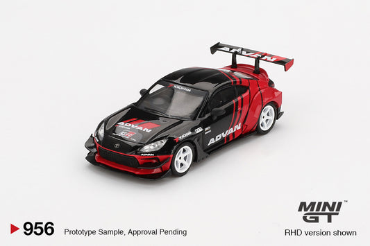 MGT00956 Toyota GR86 HKS TYPE R ADVAN 2022 Tokyo Auto Salon - MiniGT 1:64