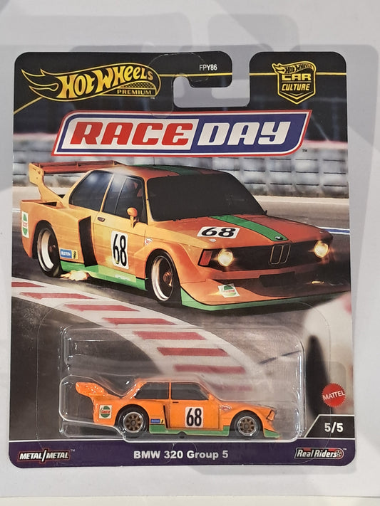 BMW 320 Group 5 - Race Day - Car Culture