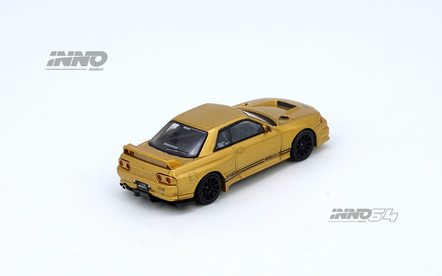 IN64-R32TS-650R TOP SECRET BNR32 GT-R (650R) Gold