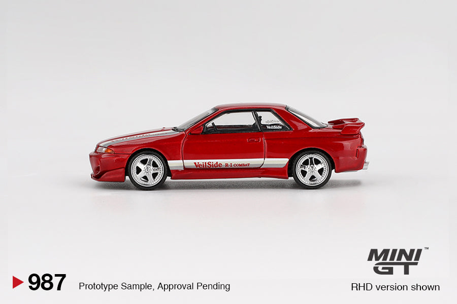 MGT00987 BL Nissan Skyline GT-R (R32) VeilSide Combat C-I Gem Red