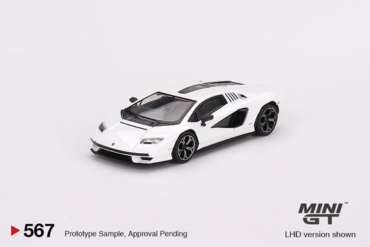 MGT00567 White Lamborghini Countach LPI 800-4 Bianco Siderale