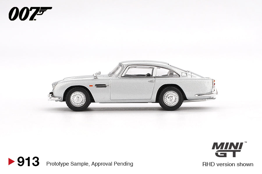 MGT00913-007E BL Aston Martin DB5 “Skyfall” English - MiniGT 1:64