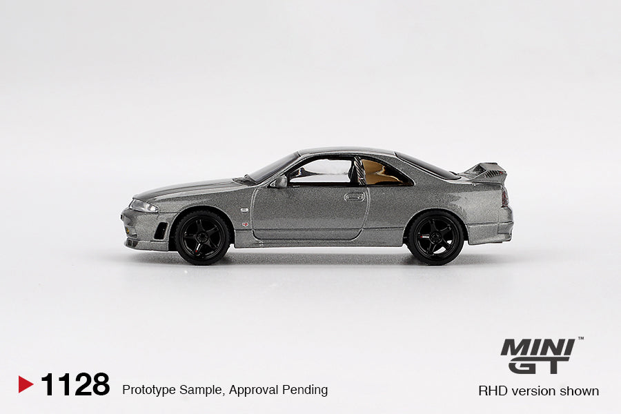 MGT01128 NISSAN Skyline GT-R Dark Metal Gray (NISMO BCNR33 CRS Version) - MiniGT 1:64