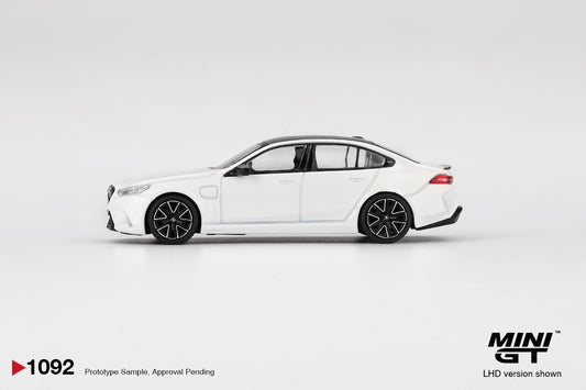 MGT01092 BX-R BMW M5 Alpine White