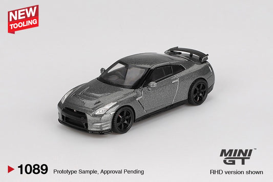 MGT01089 NISSAN GT-R 2013 Dark Metal Gray (NISMO R35 CRS Version)