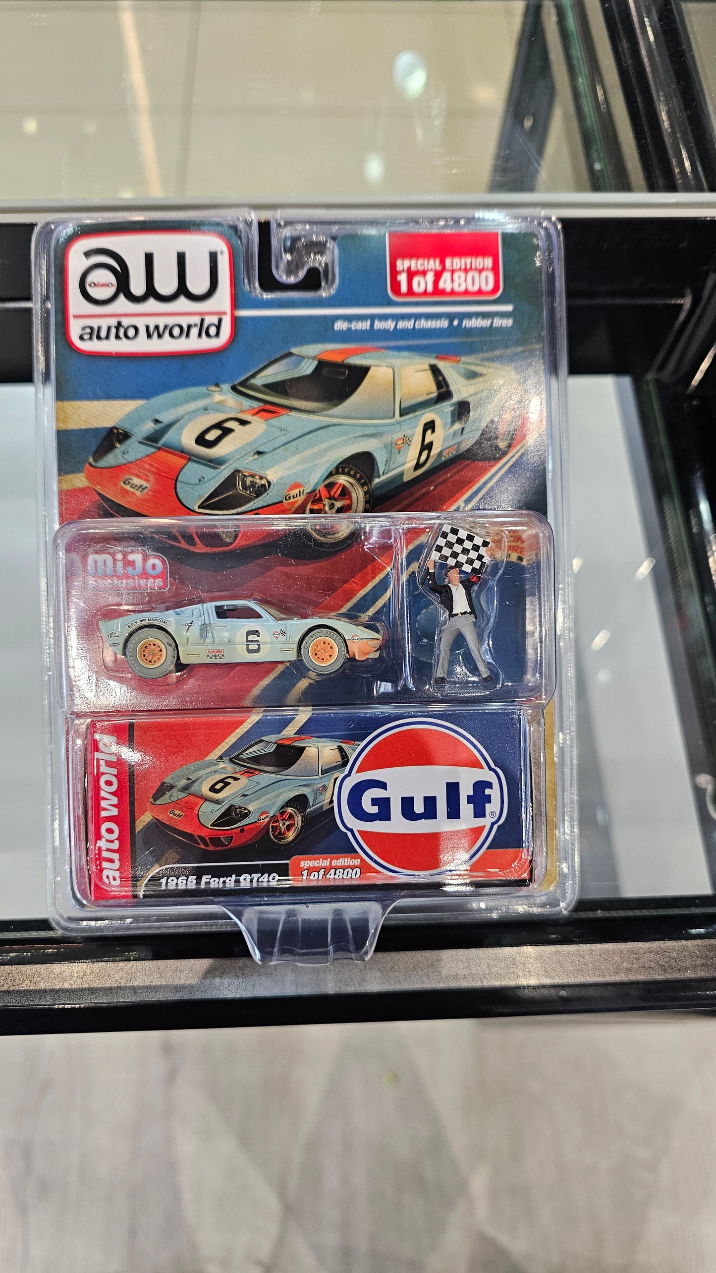 Gulf 1965 Ford GT40 with Figure