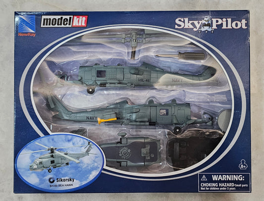 Sky Pilot Sikorsky SH-60 Sea Hawk Model Kit - NewRay 1:55